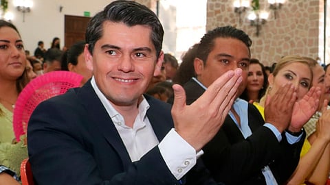 Asiste Toño Ixtláhuac a Tercer Informe de Antonio García Conejo