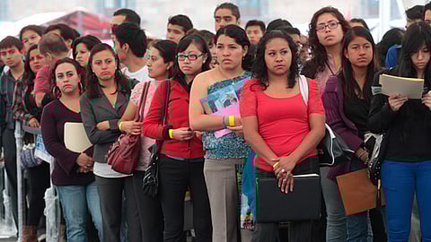 WhatsApp, Facebook, Instagram, son las redes sociales más usadas por este grupo