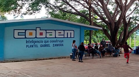 SITCBEM se paga vacaciones en Ixtapa con recursos del Cobaem