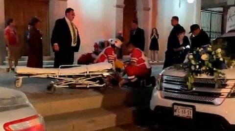 Pasó en México: asesinan a novio afuera de iglesia; acababa de casarse 
