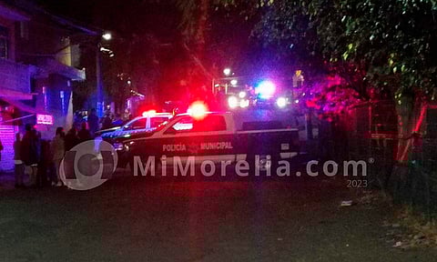 Sujetos golpean a hombre sin hogar en Morelia