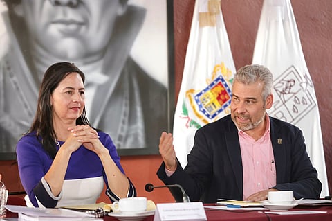 Histórico, al 96.4% entrega de tarjetas para pago de nómina a trabajadores de la educación