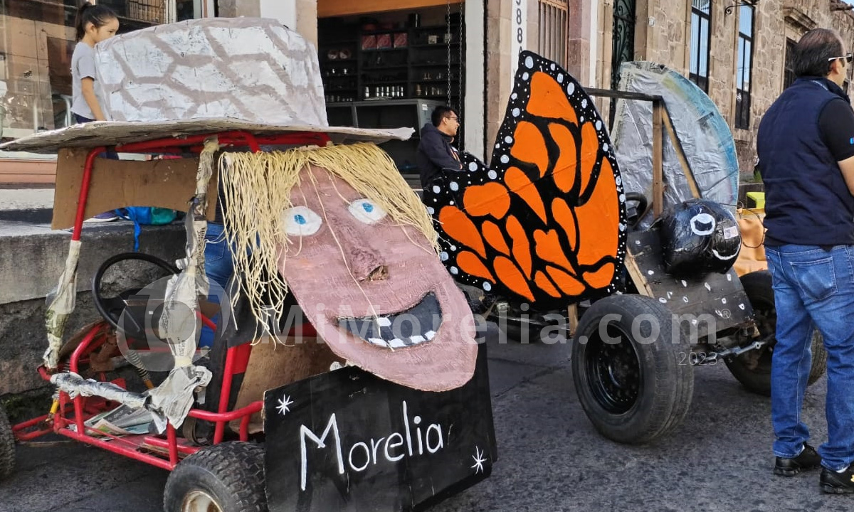 Más de 40 participantes en el Concurso de Carros locos en Morelia