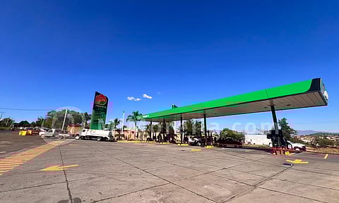 A balazos hieren a despachador de Gasolinera en Michoacán