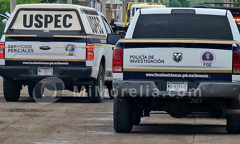 Encuentran cadáver maniatado y desnudo cerca de Morelia