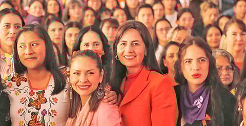 Desde las escuelas se puede prevenir y erradicar la violencia contra las mujeres: SEE