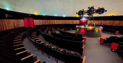 "El Grinch" y "Volver a Futuro" este mes en el Cineclub del Planetario de Morelia 