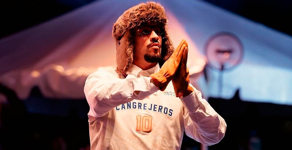 Bad Bunny anuncia su nuevo álbum "Debí Tirar Más Fotos"