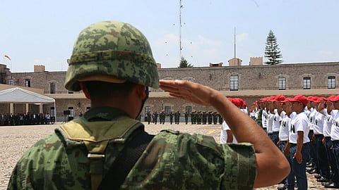 Morelianos que tengan que hacer servicio militar lo pueden liberar en 3 meses en Querétaro y con goce de sueldo