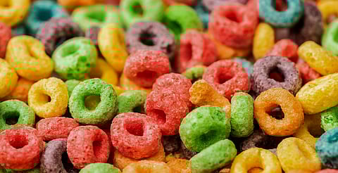Recomienda Profeco consumir alimentos con colorantes naturales