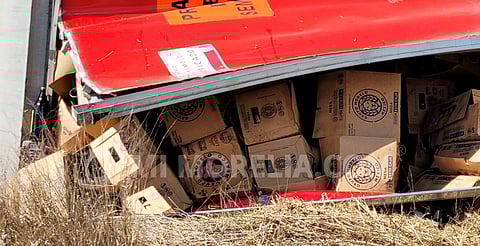¡Con todo y cervezas! Policías persiguen y recuperan tráiler robado en la Morelia-Pátzcuaro