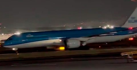 Aterrizaje de emergencia en el AICM de un vuelo proveniente de Ámsterdam