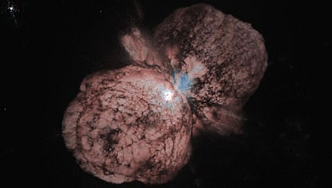 Así luce Eta Carinae, una estrella 100 veces más masiva que el Sol 