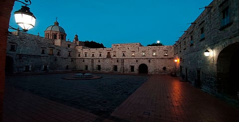 Criptas, historia y misterio: recorridos gratuitos en la Casa de la Cultura