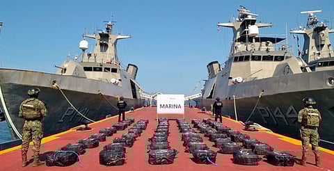 Aseguran más de 4 toneladas de cocaína frente a costas de Guerrero