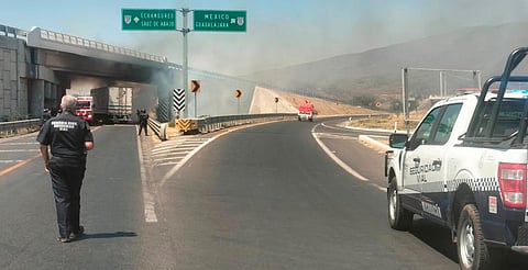 Operativo de fuerzas federales en Jalisco, propagó las quemas de vehículos a Guanajuato y Michoacán