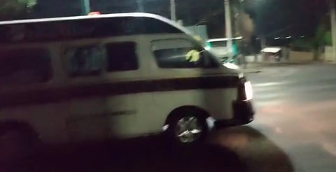 Conductor de combi se queda dormido a media vialidad en Morelia [VIDEO]