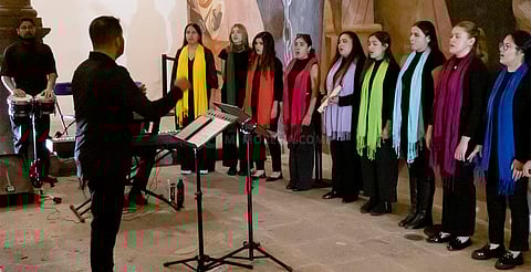 Coro UVAQ