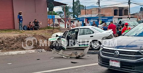Choque vehicular deja 5 lesionados en la Morelia-Pátzcuaro a la altura de la desviación a Cointzio