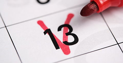 Expertos explican cómo las supersticiones ofrecen control emocional en tiempos inciertos