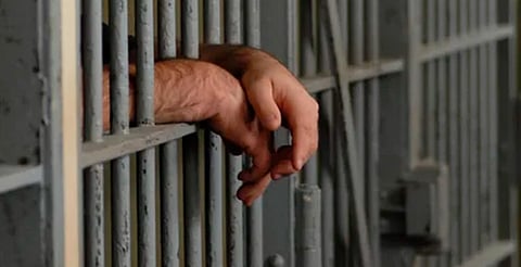 Le dan 12 años de cárcel por violar a su sobrina en Contepec, Michoacán