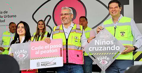 Arranca Bedolla campaña vial "Fíjate pues", para prevenir accidentes