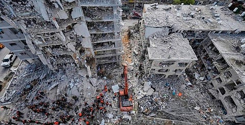 SRE evacúa a 136 mexicanos del Medio Oriente por conflicto armado