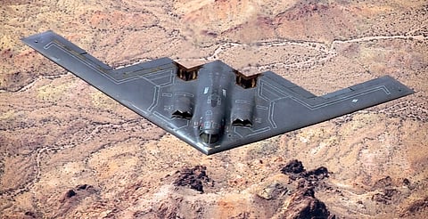 Bombarderos B-2 de EU se movilizan rumbo al Pacífico en medio de tensión con Irán
