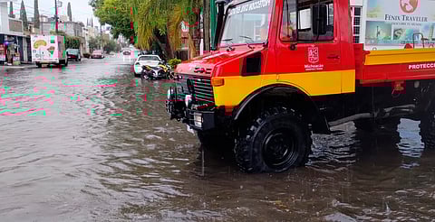 Zonas inundadas y cierres viales en Morelia, esta mañana tras intensas lluvias