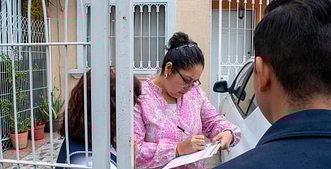 Inicia Gobierno de Michoacán recolección de firmas en favor del hospital del IMSS en Villas del Pedregal