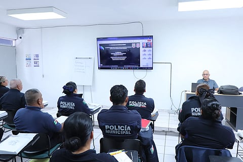 Fortalecen competencias digitales de policías michoacanos en formación