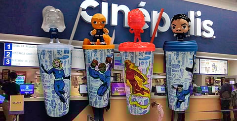 Cada vaso incluye una figura coleccionable de los personajes principales y puede costar entre 200 y 250 pesos