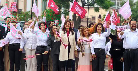 Michoacán distribuye libros de texto inclusivos y en lenguas originarias: Gabriela Molina