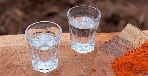 ¿El mejor mezcal de México? Michoacán alza la mano con el cupeatra de Villa Madero