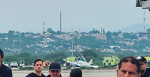 Incidente con avioneta obliga al cierre temporal del Aeropuerto de Querétaro