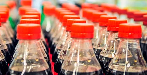Coca-Cola lanzará versión con azúcar natural tras presión de Trump
