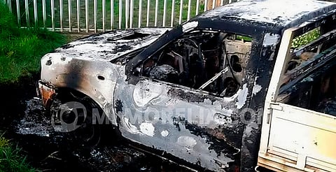Hallan cuerpo de aguacatero con el tiro de gracia en barranca de Tancítaro; su camioneta, calcinada