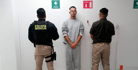 Policía Morelia colabora en traslado de estadounidense buscado por robo en EE.UU.