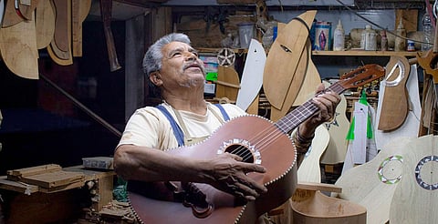 Gobierno de Michoacán avanza en la Indicación Geográfica de la guitarra de Paracho: Casart