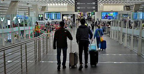¿Se retrasó tu vuelo? Esto es lo que puedes exigir a la aerolínea, según Profeco