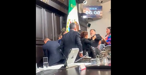 Tensión en el Senado: gritos, jaloneos y empujones entre Alito y Noroña [VIDEO]