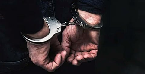 Confirma FGE detención de docente universitario en Morelia; lo acusan de violación durante asesorías