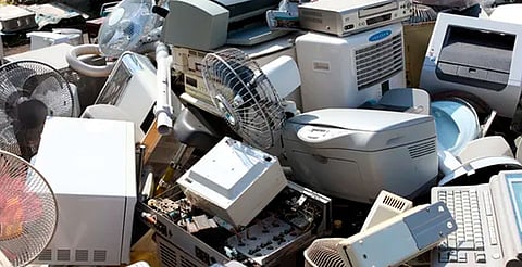 Profeco revela tips para evitar daños por basura electrónica