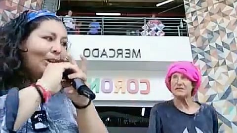 Detienen a extranjera acusada de agredir a artista urbana en Guadalajara