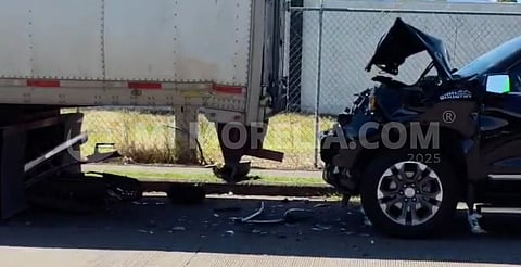 Motociclista termina bajo un tráiler tras fuerte choque en Zamora