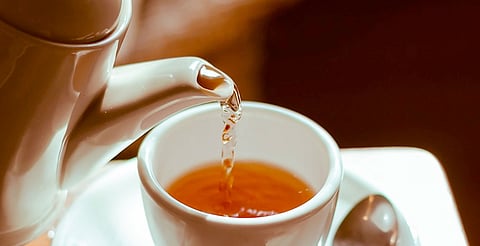 Este es el té con más cafeína, según Profeco