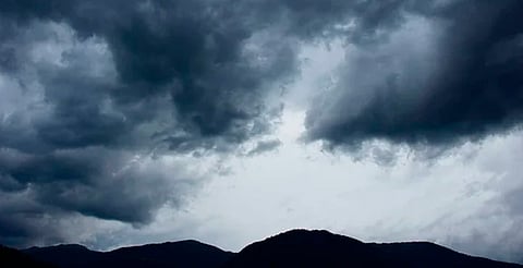 Se forma tormenta tropical Raymond; Michoacán, en zona de vigilancia