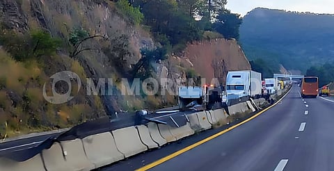 Muere mujer en accidente múltiple sobre la Autopista de Occidente, en Zinapécuaro