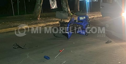 Motociclista muere en hospital, tras accidentarse en la colonia San Francisco Uruapan