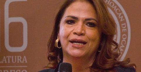 Fabiola Alanís: Las becas para estudiantes son una revolución que transforma a México
